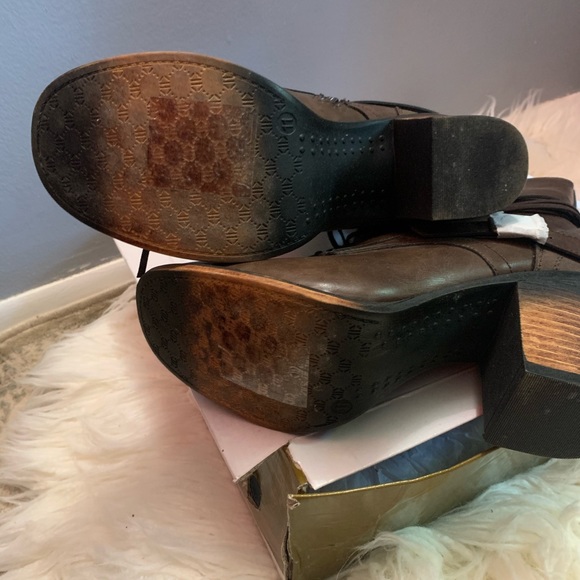 - Boots π’πππ - Picture 2 of 3